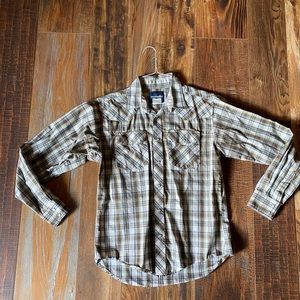 Men’s Wrangler button down